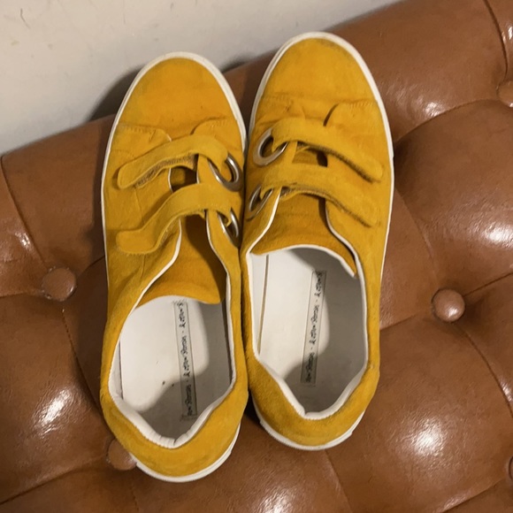 & OTHER STORIES Duo Scratch Strap Sneakers, Sz 9 - Picture 6 of 10